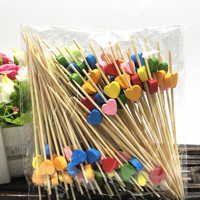 100 Stks/pak Cupcake Fruit Vork Draagbare Bamboe Party Dessert Stok Reizen Accessoires Liefde Patroon Voor Bruiloft Decor Wegwerp