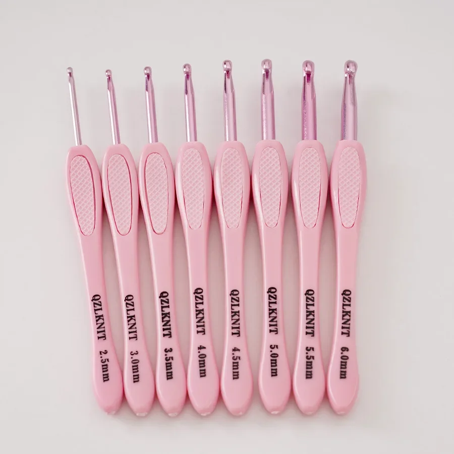 15 Styles Ergonomic Handle Needles Crochet Hook Set for Yarn Knitting Aluminum Crochet Hooks Stainless Steel DIY Knitting Tools: ROYAL BLUE