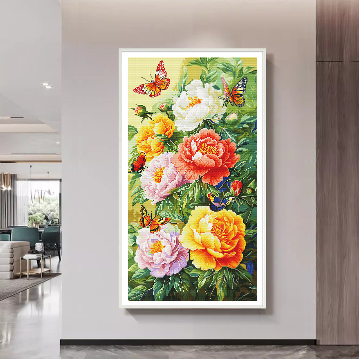 Un kit de punto de cruz con un patrón de peonía floreciente, decoración del hogar de estilo vertical, bordado impreso DIY, mariposa y hermoso paisaje floral, adecuado para entusiastas hechos a mano, kit de material de bordado