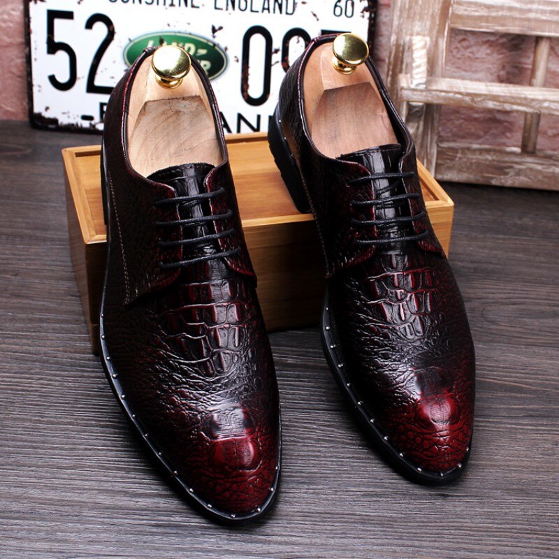 Nouveaux hommes Crocodile robe en cuir chaussures à lacets chaussures de fête de mariage bureau Oxfords appartements grande taille hommes: Marron / 11