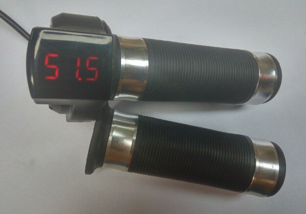 Twist throttle met digitale display 12-84v voor elektrische scooter onderdelen bike accessoire driewieler rolling stuur MTB voltmeter: silver2