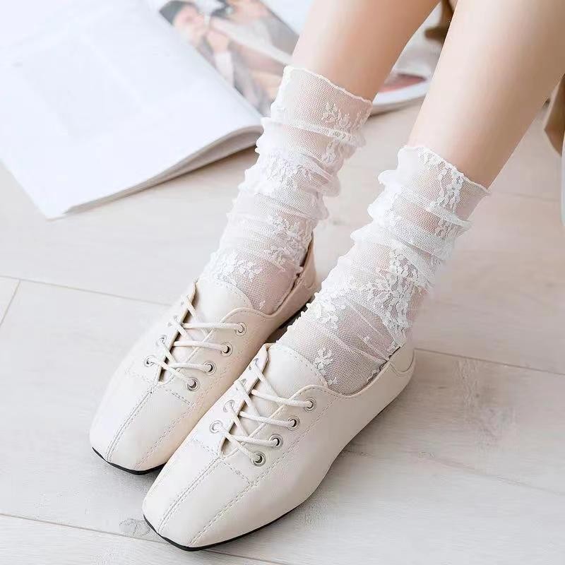 Lolita Sweet White Pile Socks para Mulheres, Mesh Fishnet, Thin Nylon Silk, Retro Flower Lace, Ladies Hollow Transparent Crew Socks: CÉU AZUL