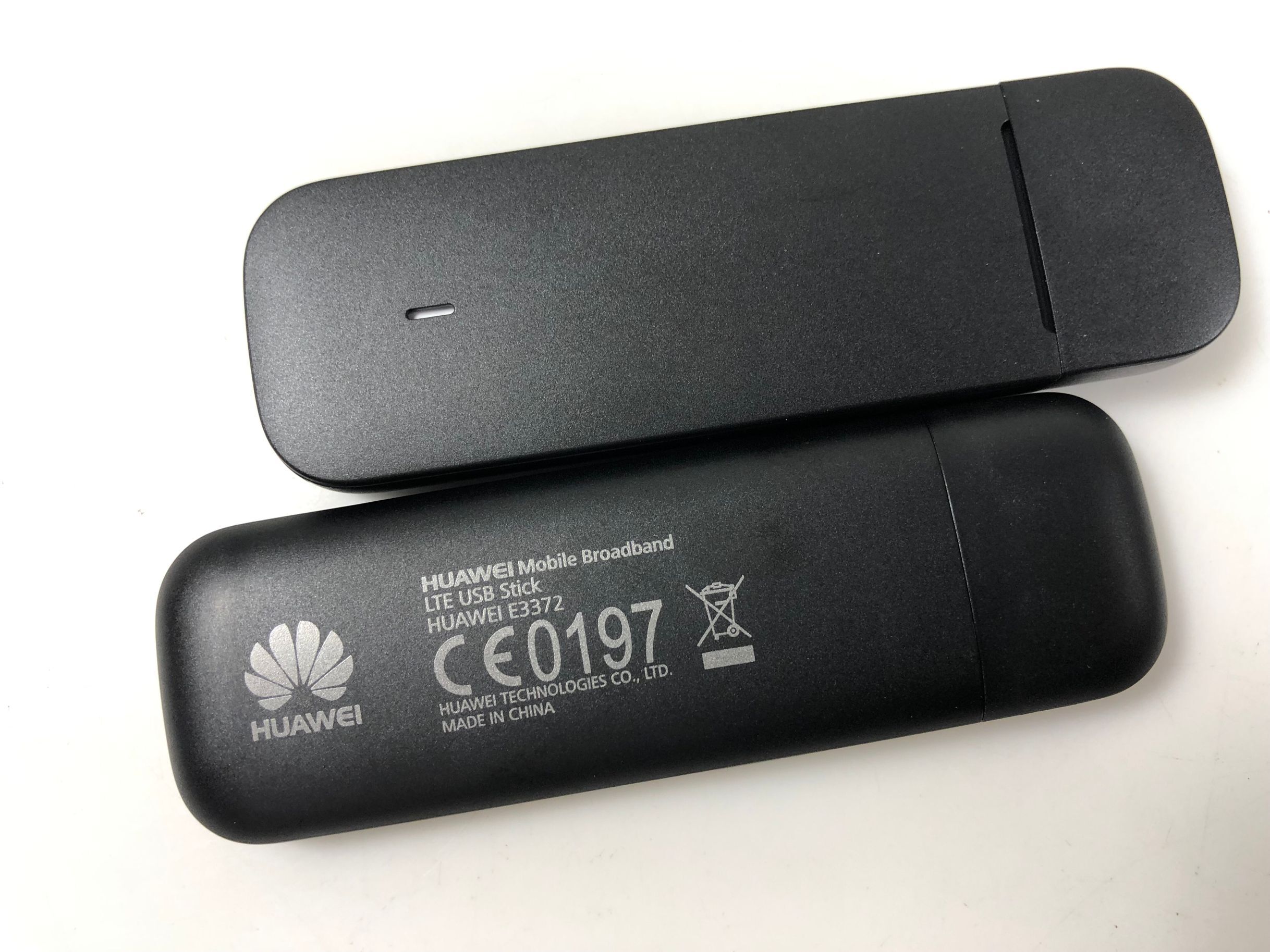 Unlocked Huawei E3372 E3372h-607 4G LTE 150Mbps USB Dongle 4G USB Stick Datacard with 2pcs antennas