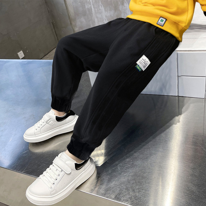 Pantaloni della tuta lunghi per ragazzi coreani pantaloni autunnali primaverili pantaloni per bambini per bambini pantaloni a matita tinta unita 5 6 7 8 9 10 12 13 14 anni