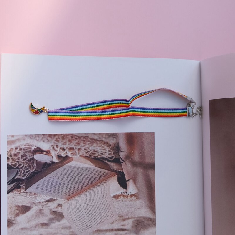 Liefde Is Liefde Regenboog Maan Hanger Kettingen Ins Persoonlijkheid Kleurrijke Lgbt Pride Riem Armbanden Handgemaakte Geweven Sieraden: necklace