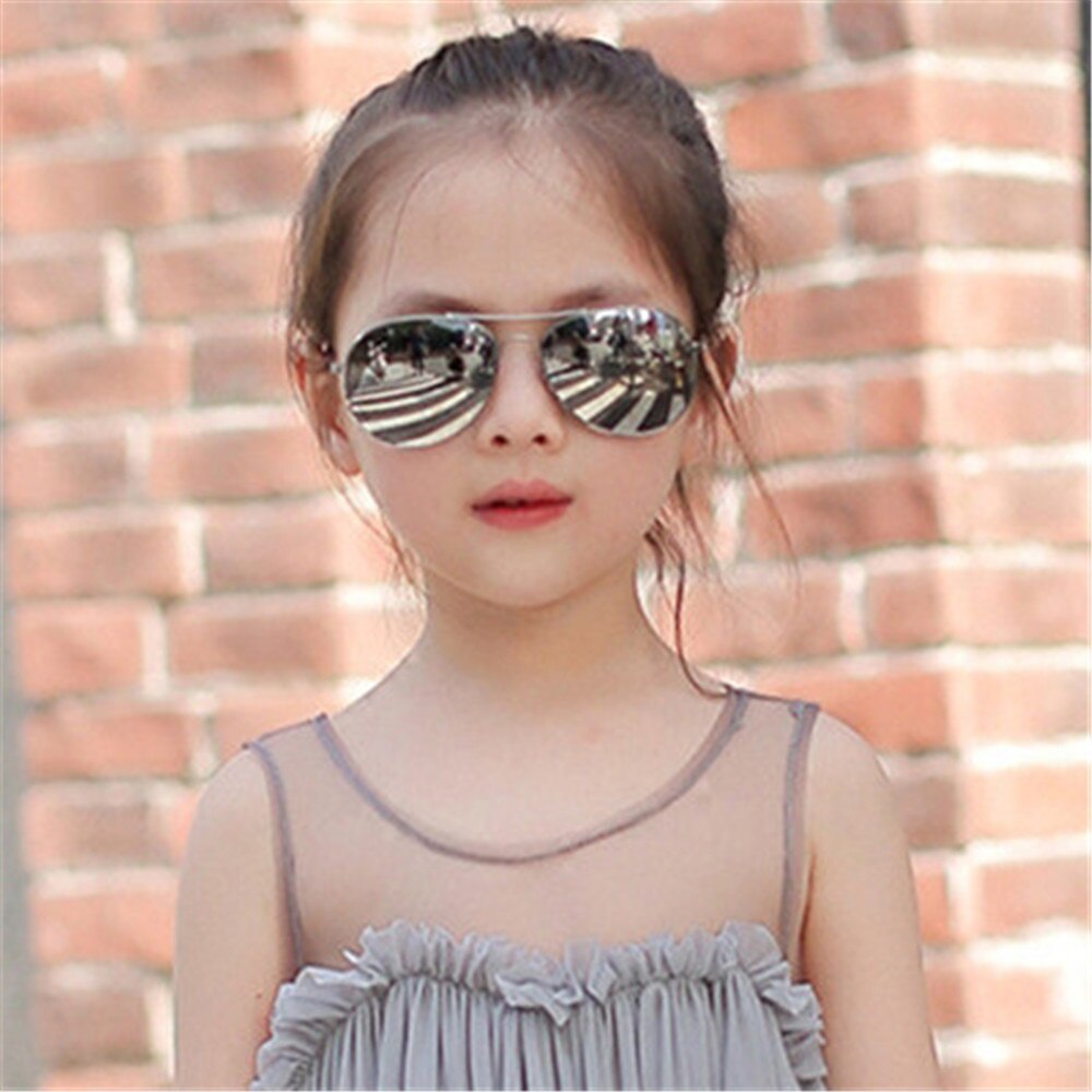 1 stk børns solbriller klassisk metalramme farverige spejlbriller til børn rejse shopping  uv400 tilbehør til briller