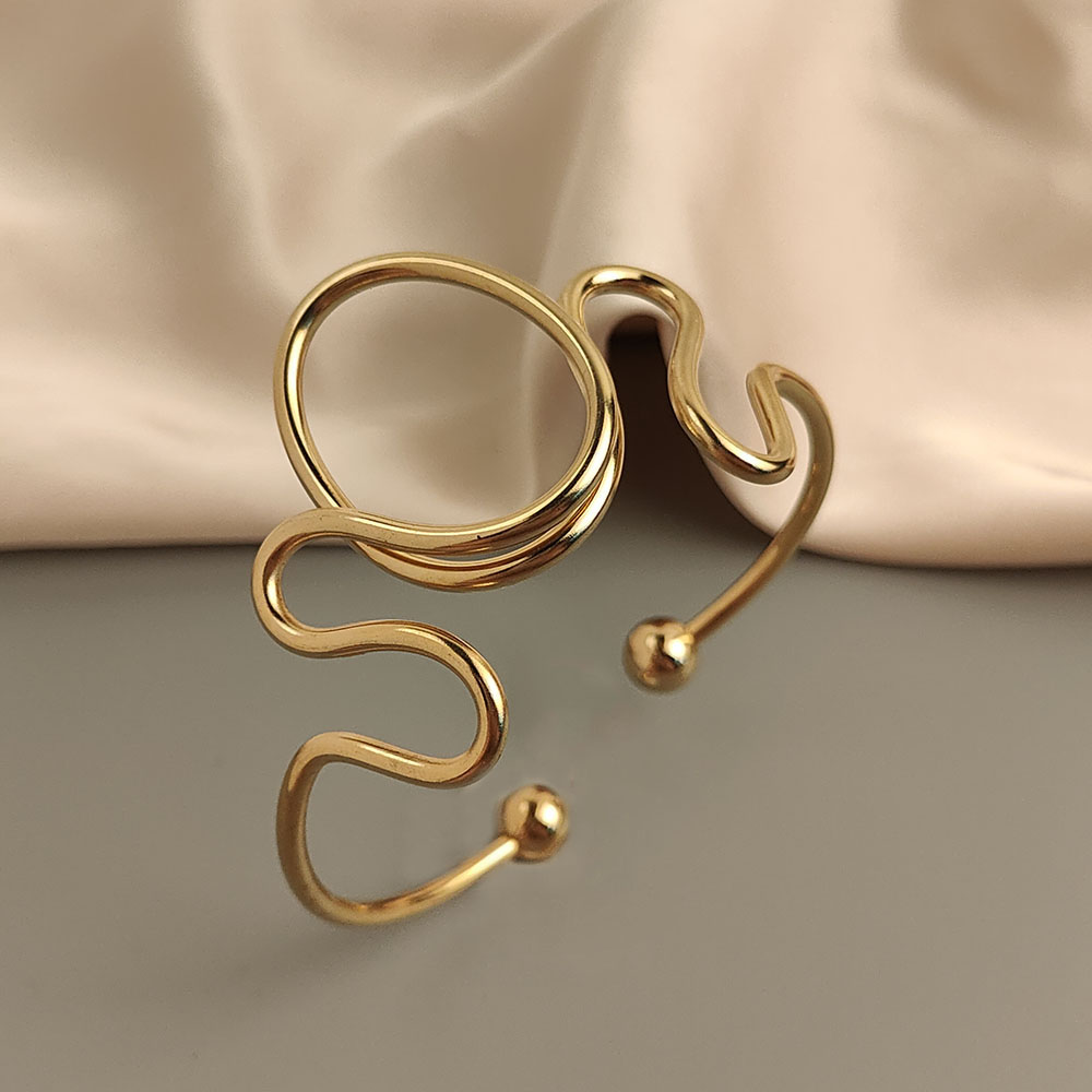 Uforgyldte damearmbånd med uregelmæssig form, meget vandtætte metalarmbånd, festsmykker: Lysegul guldfarve