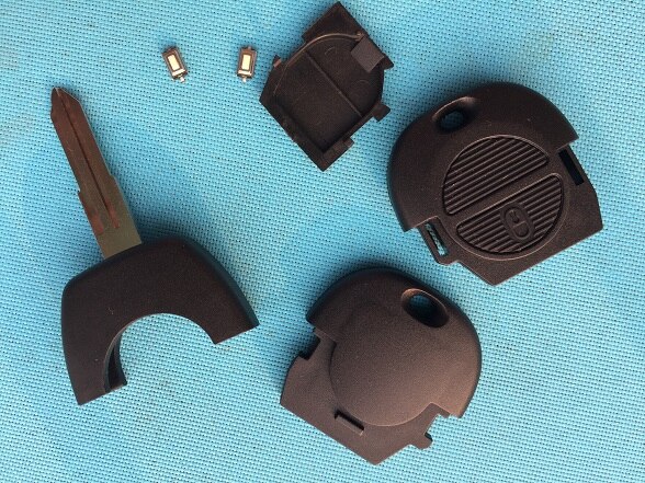 1pc 2 painiketta kaukosäätimen avainkotelo nissan primera nats key almera avaimen kansi aihio 2 kpl mikrokytkimet ilman logoa: Kotelon kumi  a32 terää