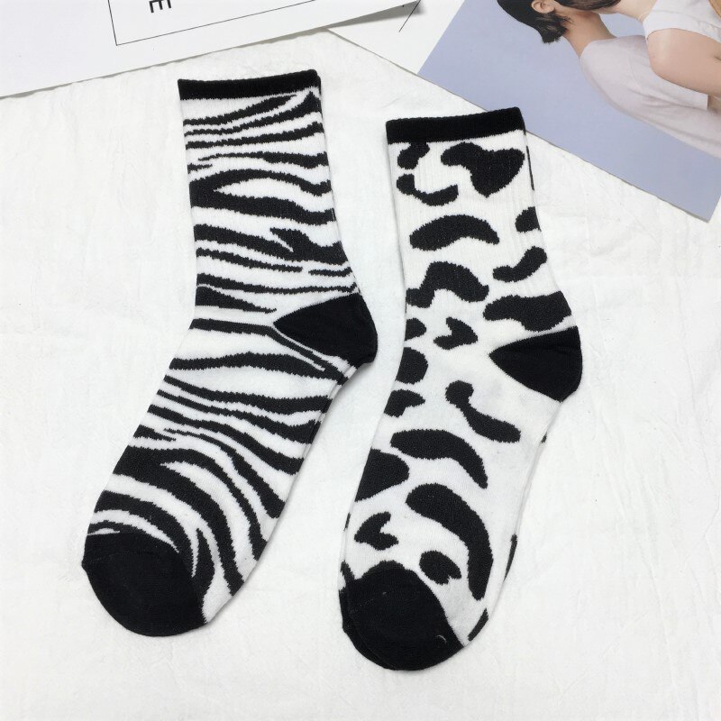 2/1Pairs Women Socks Zebra Stripe Pattern Harajuku Female Causal Socks Autumn Winter Black&amp;White Leopard Socks