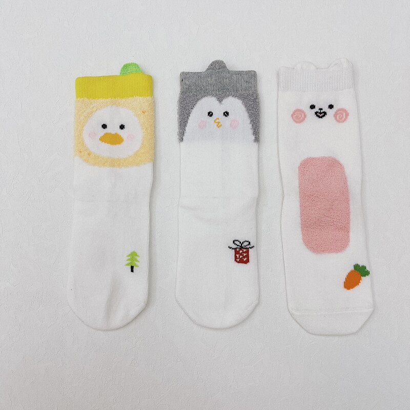 3 paia calzini per bambini svegli cartone animato bambino animale carota modello morbido bambini calzini Casual autunno traspirante ragazze calzini da pavimento 1-9y: NS303B / L(5-7 Years Old)