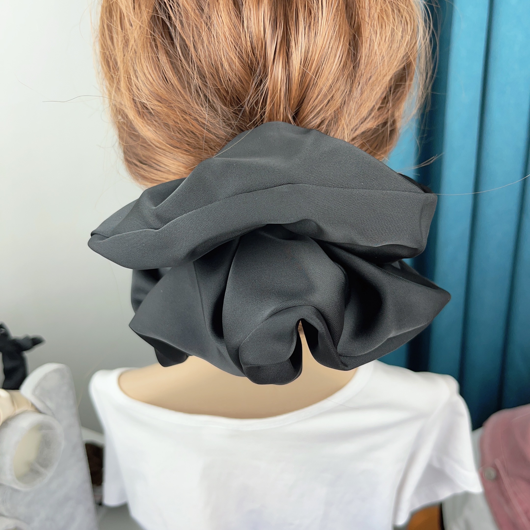 Scrunchies elásticos de seda sólida de gran tamaño para el cabello para mujeres y niñas, coletas de satén grandes, lazos para el cabello, bandas de goma, accesorios para el cabello,: Lavanda