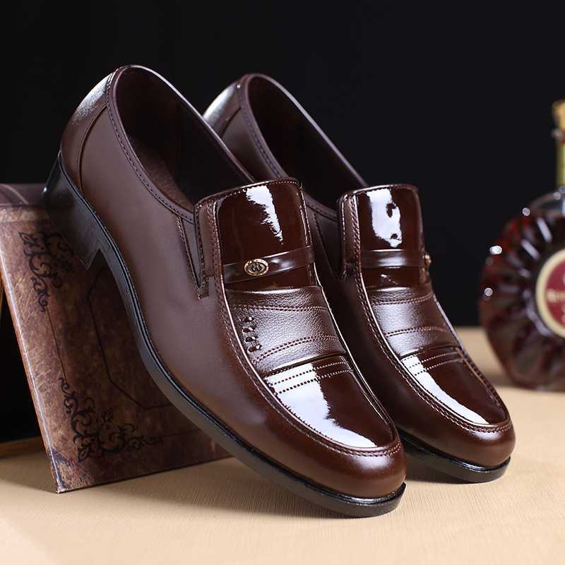 Nouveaux Hommes En Cuir Robe Chaussures Chaussures De Classique Chaussures Pour Formel Chaussures Hommes Chaussures À Enfiler chaussures D'affaires pour hommes