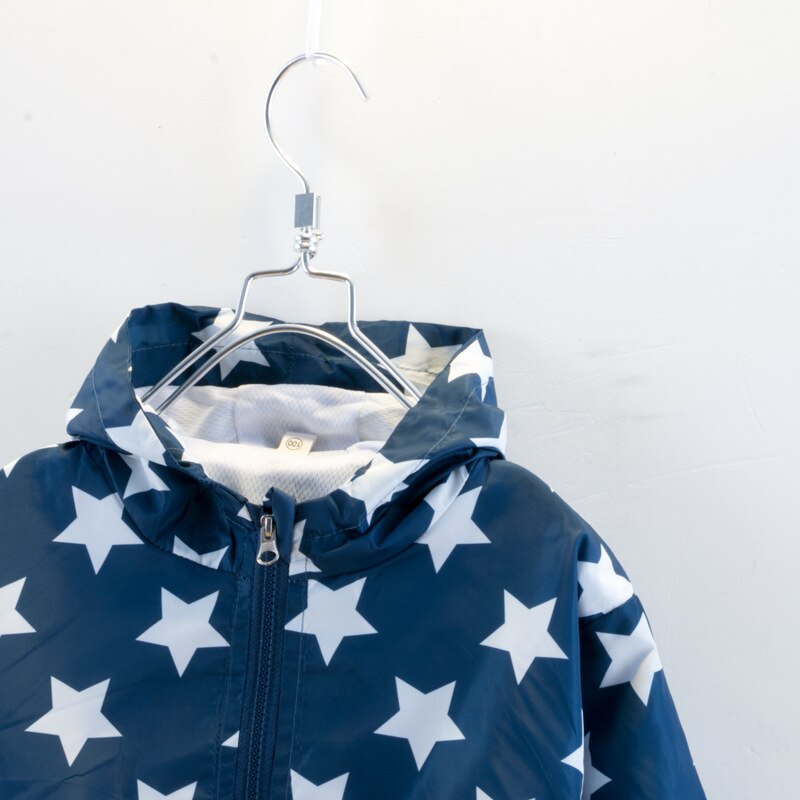 LZH Herbst Neue Baby Jungen Hoodie Spitzen Sterne Druck verlieren Jacke freundlicher lässig Dünne Winddicht Wasserdichte Windjacke