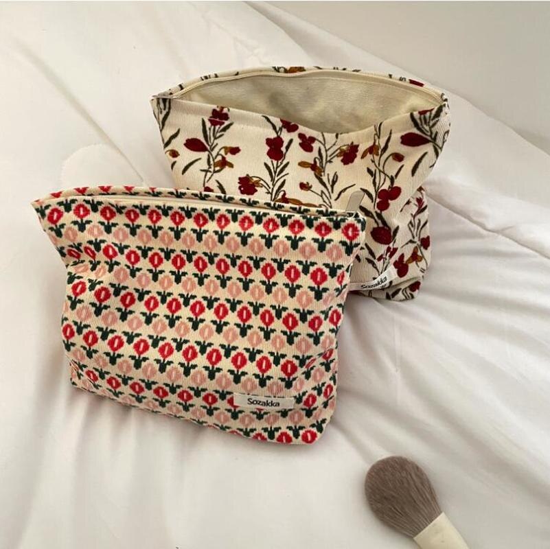 Kabel Kosmetik Tasche retro Blume drucken Kosmetik Tasche Tragbare Waschen Tasche Frauen Reisen Kosmetik Tasche Schönheit Lagerung Tasche