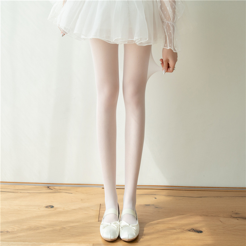 2025 Zomer 17 Kleuren Sheer Matte Fluwelen Panty vrouwen Transparante Zijden Kousen Dames Ultra Dunne Kleurrijke Panty: WHITE