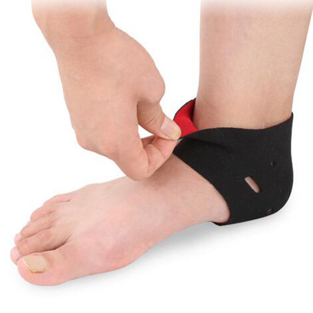 2Pcs Heel Protector Protective Sleeve Heel Spur Pads for Relief Plantar Fasciitis Heel Pain Reduce Pressure on Heel