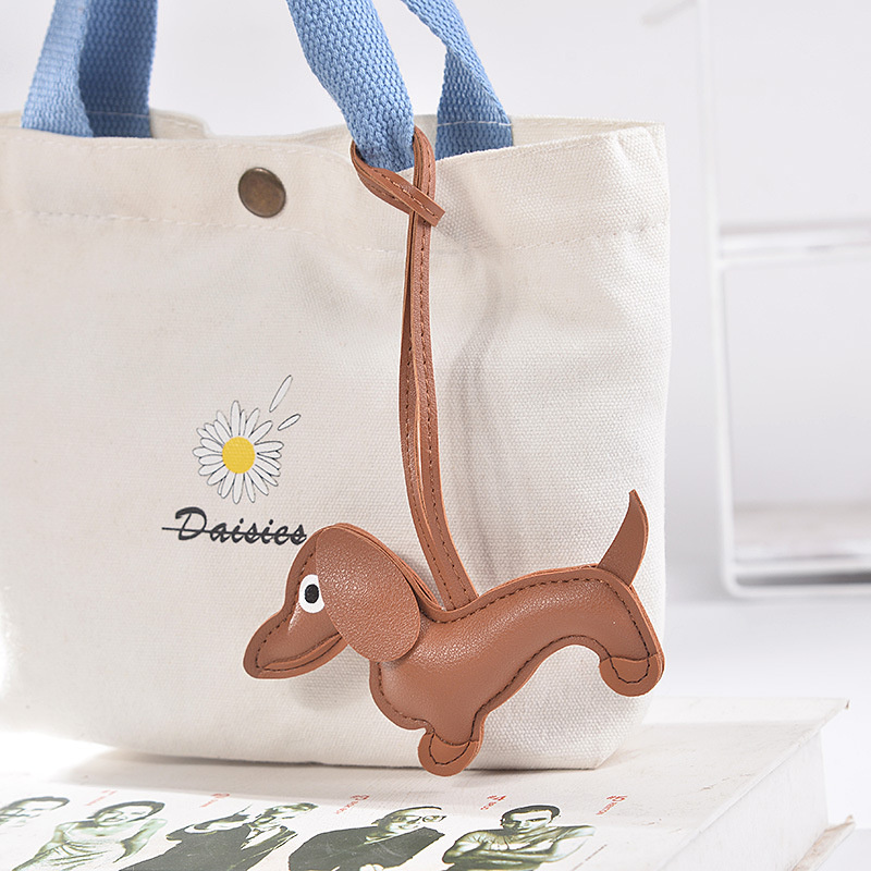 LLavero de Bulldog salchicha de coche para hombre, llaveros de perro de cuero PU, para mujer, bolso, colgante, joyería, llavero con baratija: Bronceado
