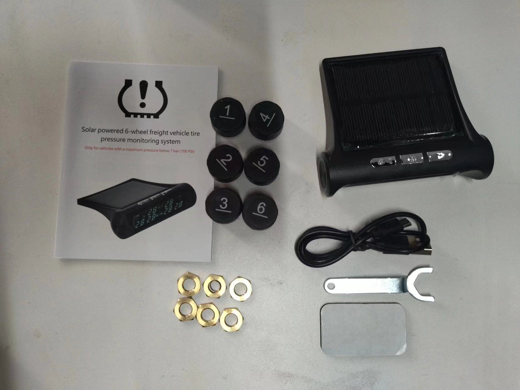 "bandenspanningscontrolesysteem (tpms) voor voertuigen met zes bandenspanningssensoren, draadloze externe sensor voor campers en vrachtwagens"