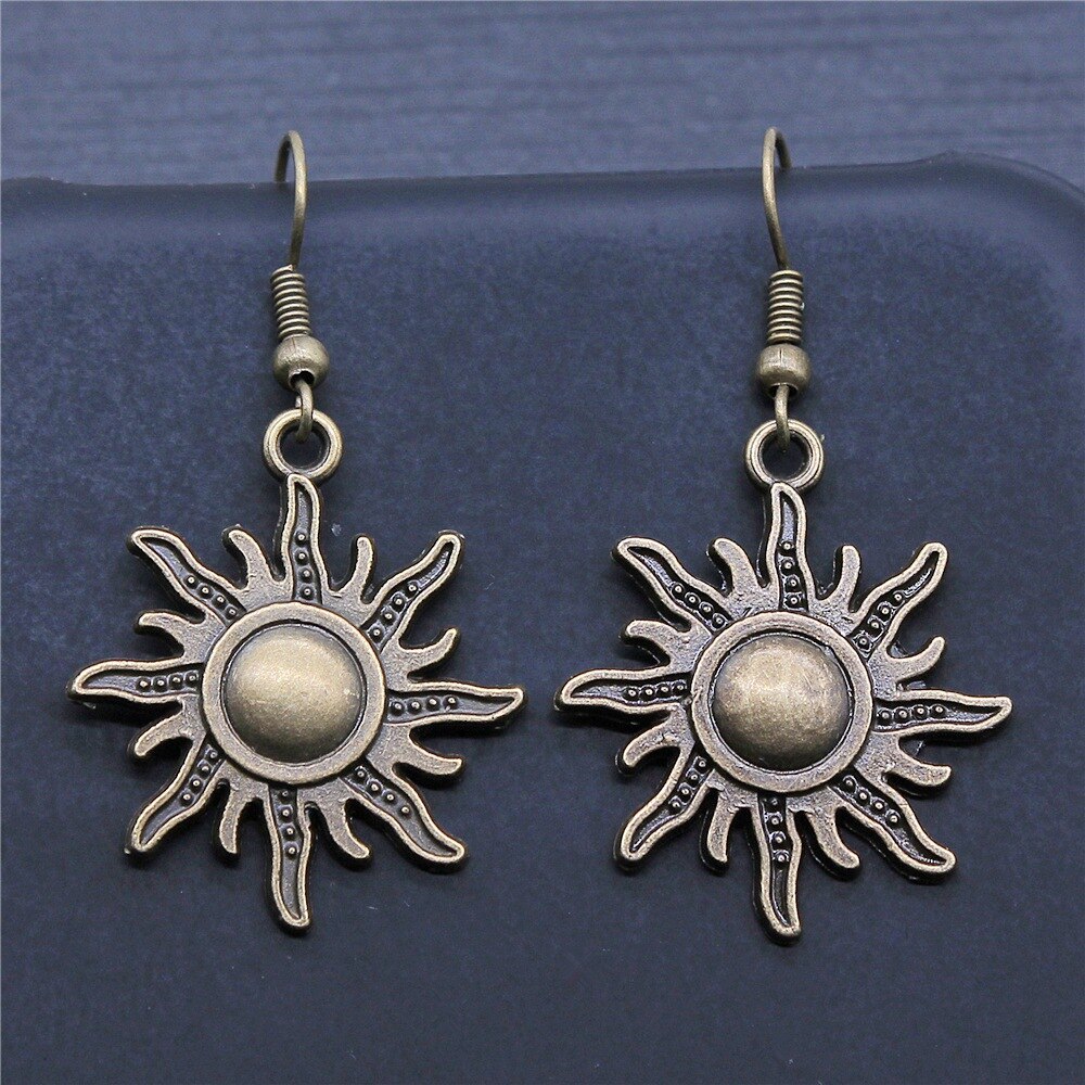 Sonne Anhänger Ohrringe Frauen Jahrgang Ohrringe Handgemachten Schmuck Einfache Ohrring: Antiquität Bronze- Farbe