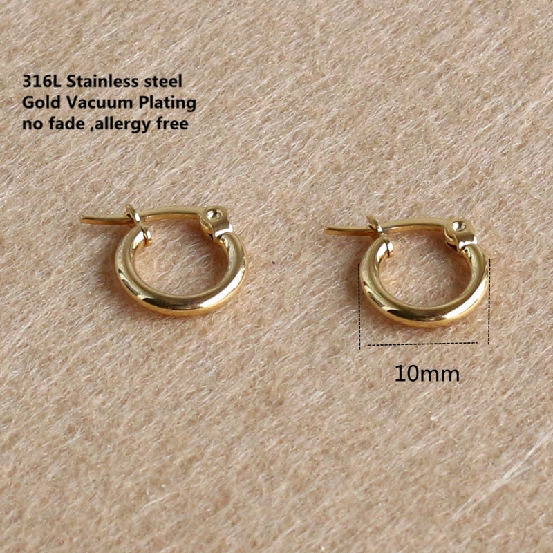 Boucles d'oreilles en titane plaqué or 10mm 316 L en acier inoxydable sans décoloration facile sans allergie