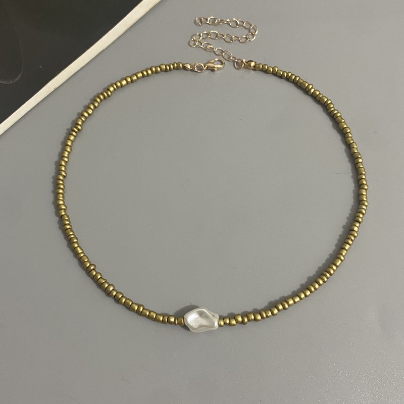 Boho perlehalskæde til kvinder imiteret perle frøperlekæde kort choker halskæde håndlavede smykker til kvinder: Stålfarve