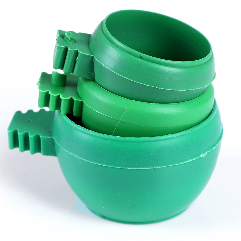 1pc 3 Sizes Green Plastic Parrot Mini Food Water Bowl Feeder Plastic Birds Pigeons Cage Sand Cup Feeding Tool Accessory: 45mm