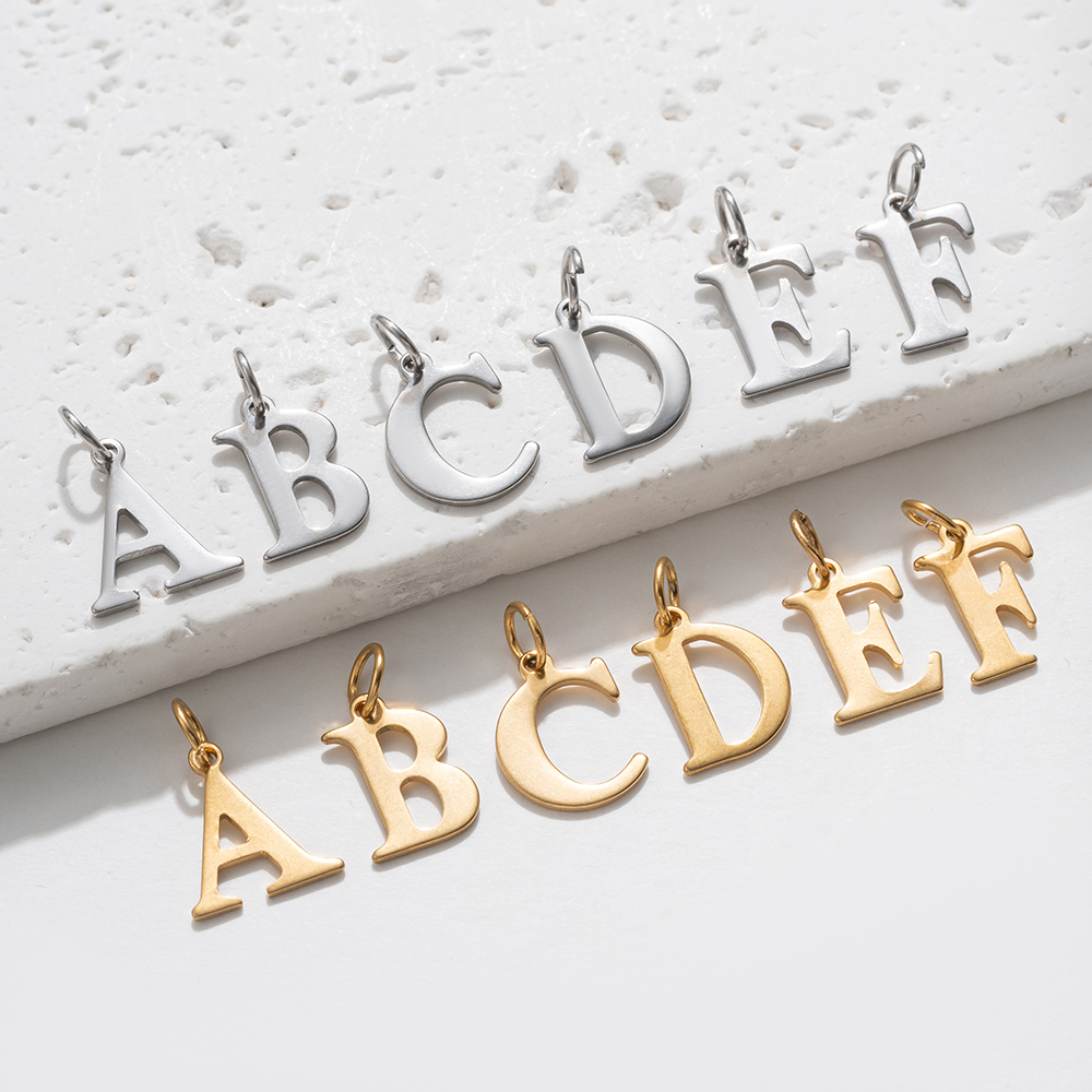 BenS-abalorios de 26 letras de acero inoxidable para fabricación de joyas, 26 letras iniciales, colgantes de joyería DIY, accesorios al por mayor P02