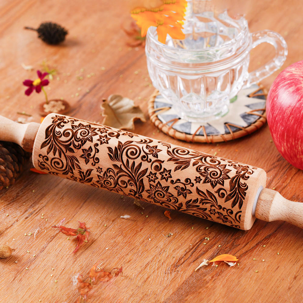 1 pcs Wooden Sunflower Embossed Rolling Pin with Pattern for Kitchen Pastry, Baking Tools, Deep Engraving Cookies Stamp Tool: SKY BLUE