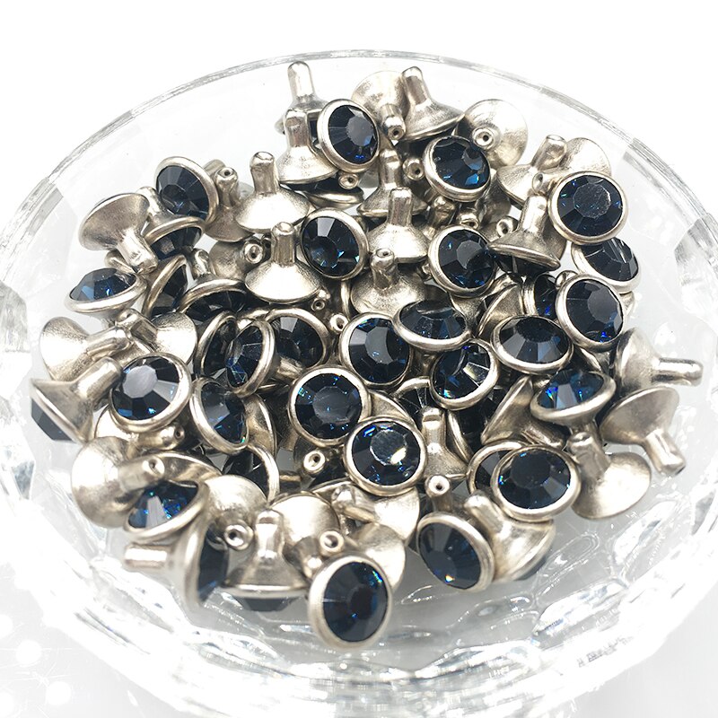 100impostato di 6 millimetri e 8 millimetri Montana strass di Cristallo Rivetti Borchie D'argento Del Metallo di base per la Borsa di Abbigliamento Lavorazione Della Pelle Rivetto