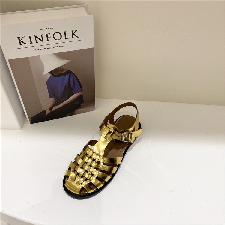 Damesko sandaler sommer kvinde dame hæle sko åndbart jakkesæt kvindelig beige luksus dame flad guld lav
