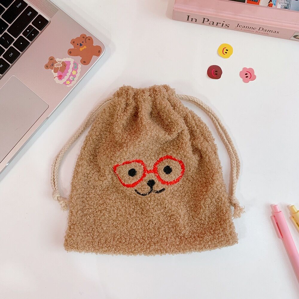 Flannel Soft Korea Ins Bear Dog Makeup Toilet String Bag Cute Home Storage Drawstring Bag Girls Travel Cosmetic Case Wash Pouch: brown