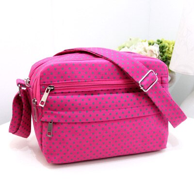 Hotsale dot mönster mamma blöja väska baby stuff arrangör förvaring för barnvagn barnbar 15 färger baby care bag mochila: Mei hong se bo dian