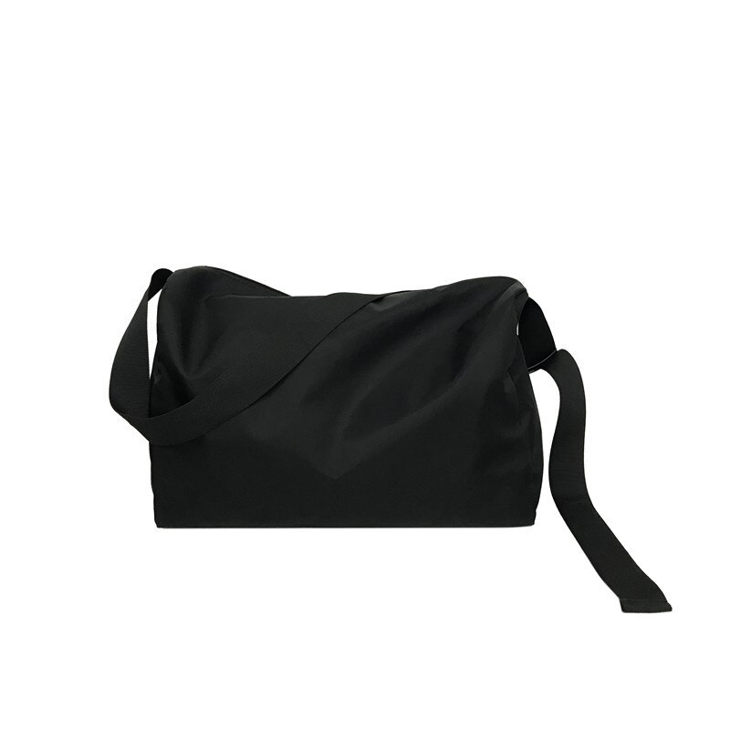 Large Capacity Foldable Fitness Yoga Bag Luggage Bag Short Distance Female Travel Bag Male Sports Bag: Black