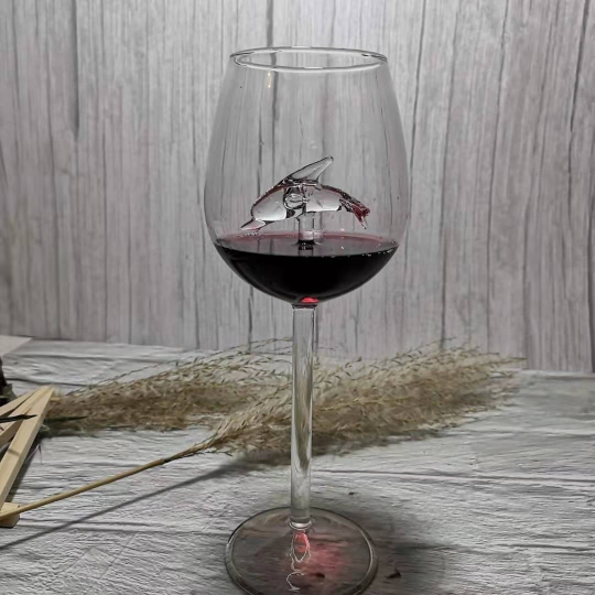 Ingebouwde Haai Wijnglas Beker Whisky Glas Diner Versieren Handgemaakte Crystal Voor Party Fluiten Glas: Dolphin 21cm