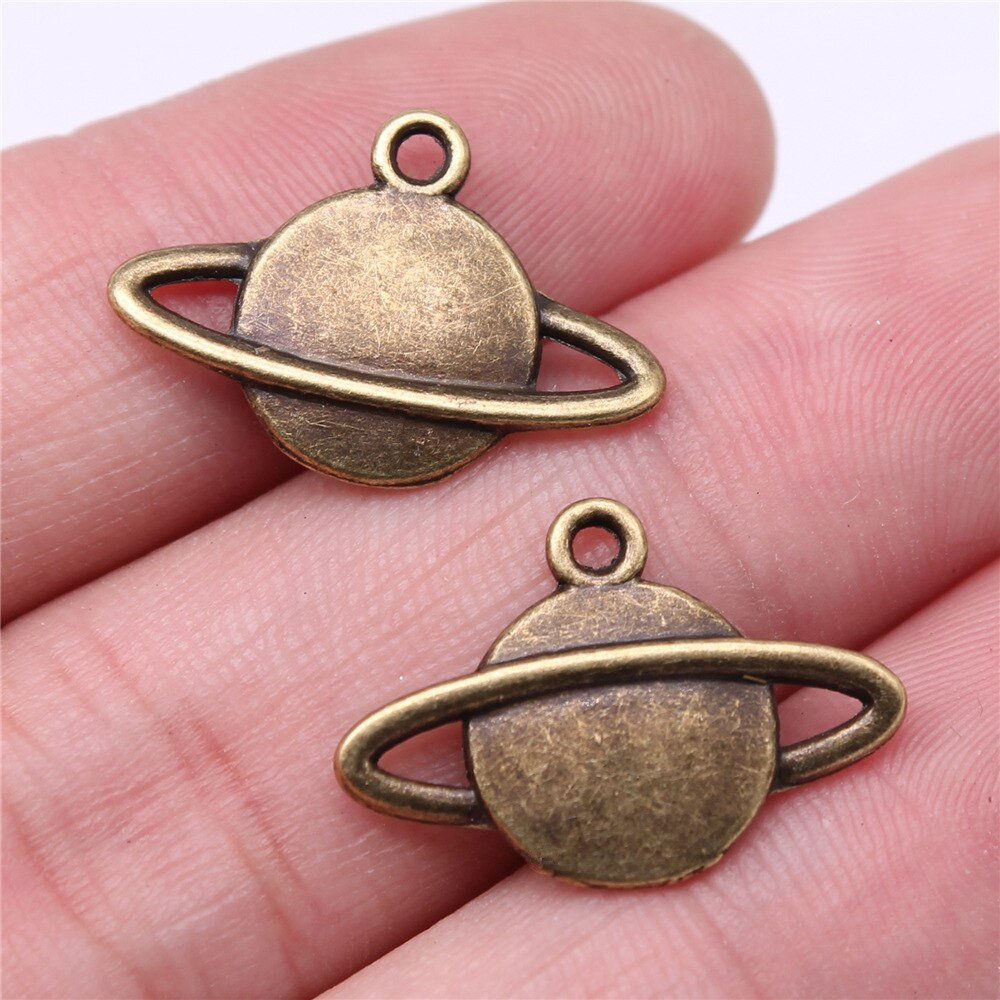 20pcs Saturn Planet Spark Star Solar System Saturn Universe Planet Charms For Jewelry Making
