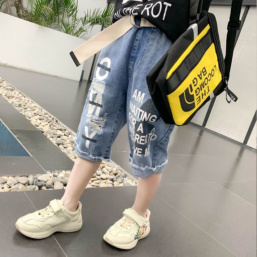 Pantalones cortos de mezclilla rasgados para niños, pantalón corto de algodón vaquero para niño, cintura elástica con letras para playa informal para niño adolescente de 110 a 170