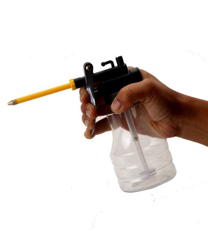 oiler for greasing Transparent Oil Can Lubrication High Pressure Pump Oiler Lubricating Oil Plastic Machine 250ml: Dark Grey