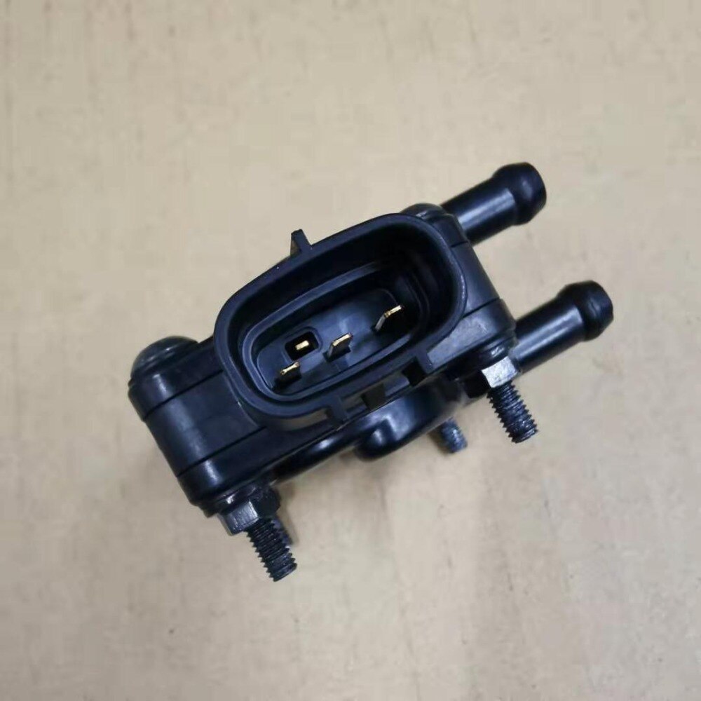 1PCS For Hyundai Sonata 2.0 CRDi Diesel 3921027450 Exhaust Pressure Sensor Unit 39210-27450 Diesel Saloon Differential Sensors