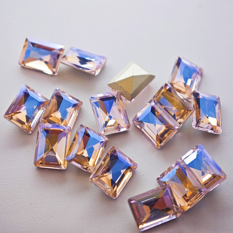 50 stuks 6x8mm rechthoekige haakse nagelaccessoires kleurrijke super glanzende K9 diamant puntige bodem onregelmatige nageldecoratie: Chocolade