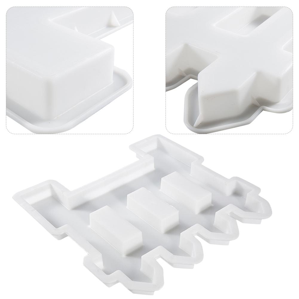 Small Fence Plastic Mold Concrete Cement Garden Pool Floor Tile Fence Flower Pool Brick Plastic Mould Lawn Yard Craft Decoration