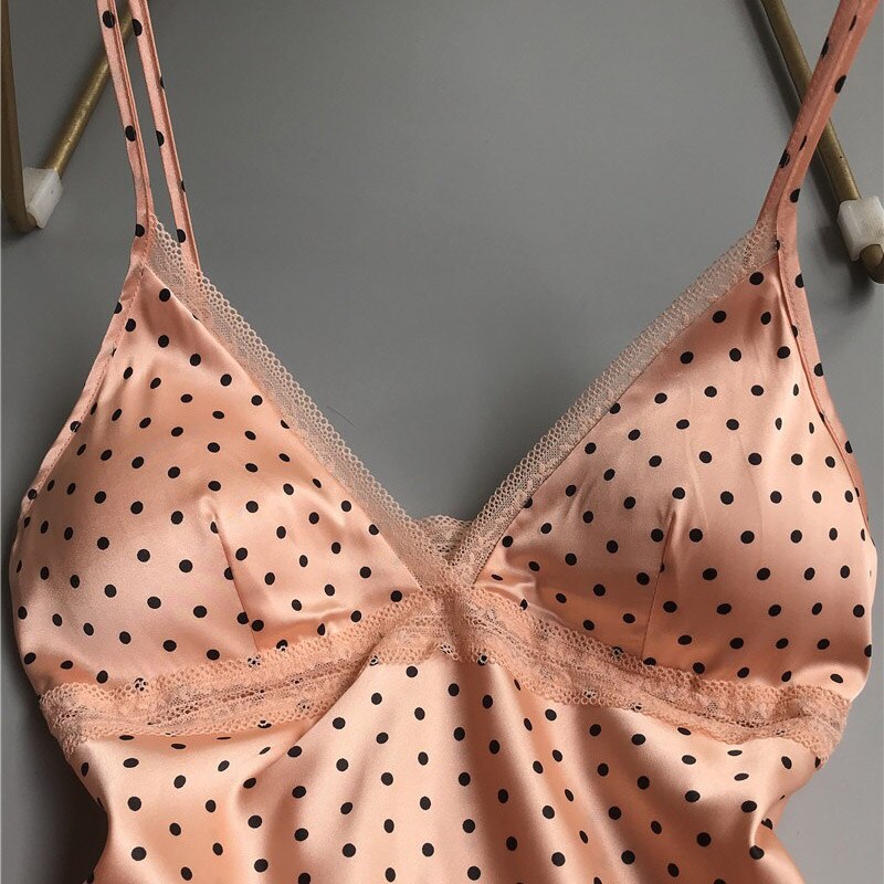 Dames slaapjurk, comfortabele nachtjapon, eenvoudige stijl, oranje jurk tot op de knie, dames homewear jurk met borstkussen voor de zomer