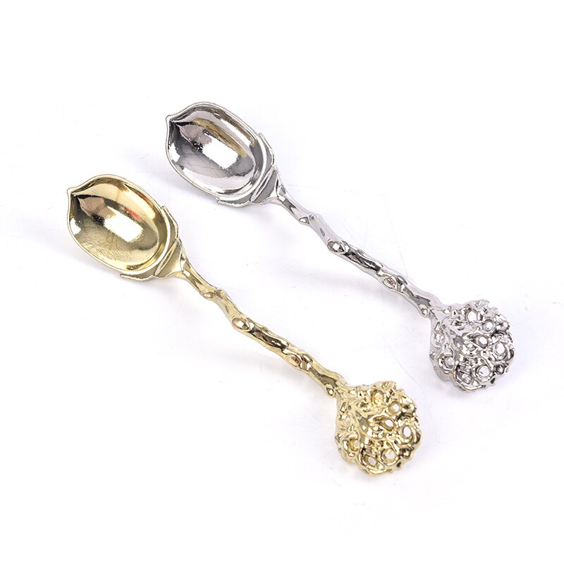 6 st vintage skedar gaffel kunglig stil metall guld snidade kaffe frukt dessert gaffel
