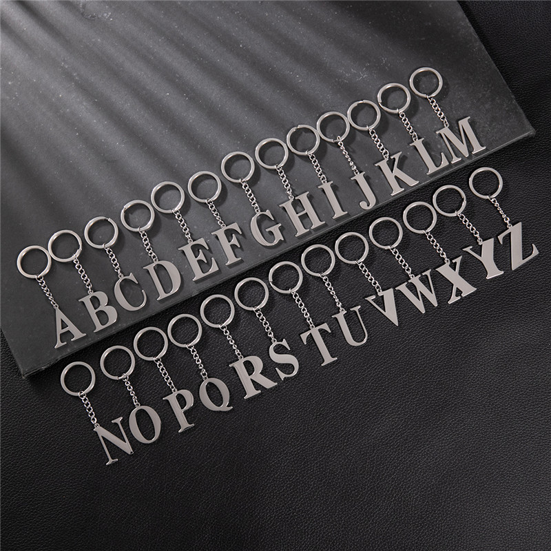 Punk diy az bokstäver nyckelring kvinnor metall initial hänge nyckelring ring för män trend 26 alfabet nyckelring väska tillbehör