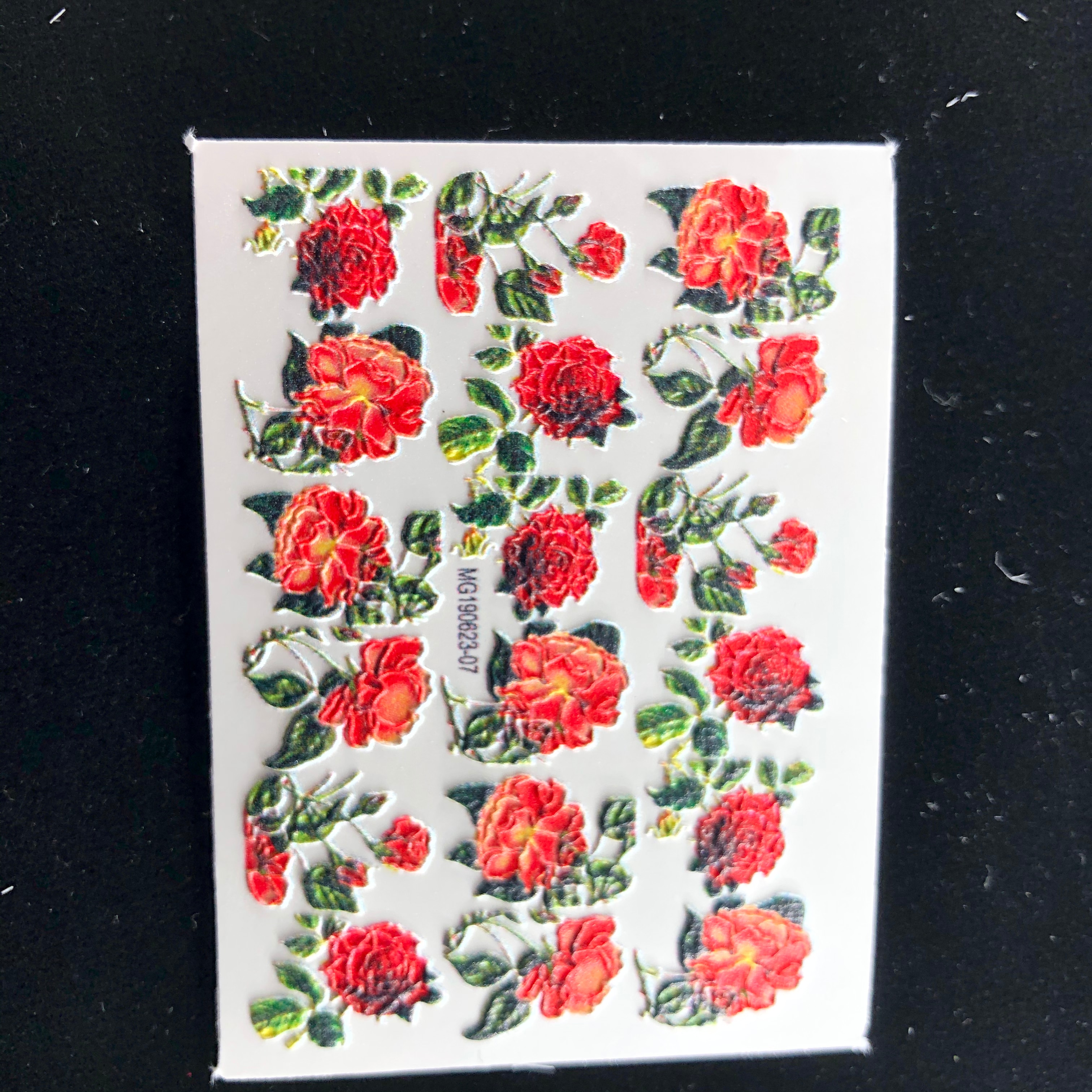 3D Neue Acryl Gravierte Nagel Aufkleber Blau &Ampere; Rosa Blume Schmetterling Wasser Decals Empaistic Nagel Wasser Rutsche Abziehbilder Z0302
