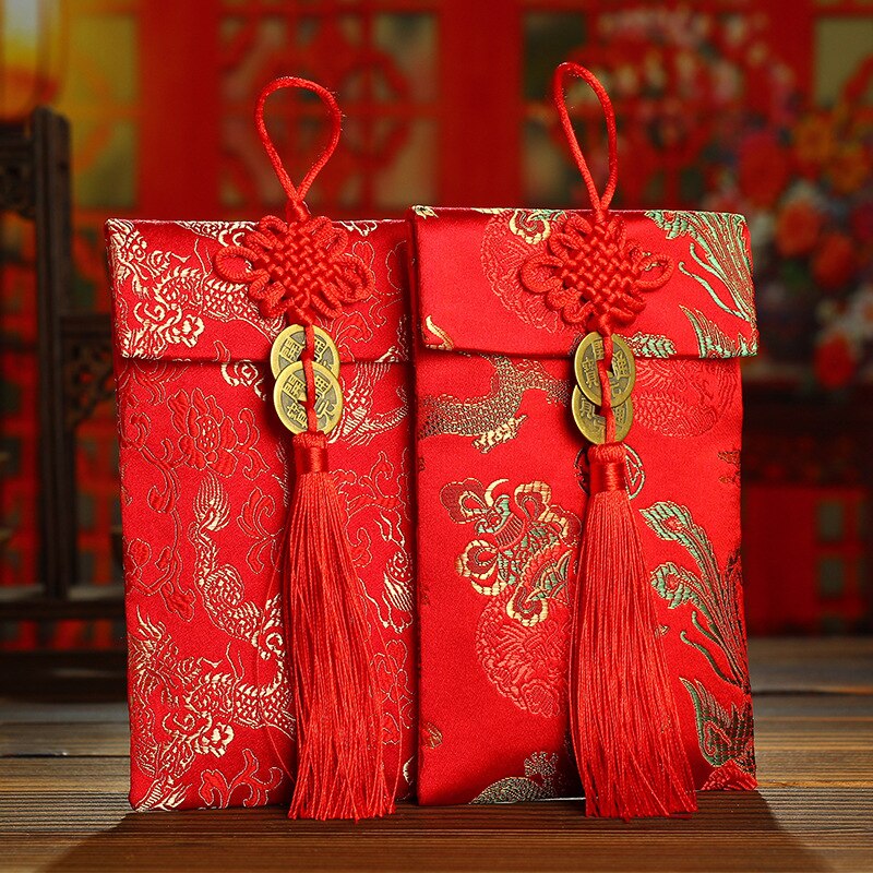 2 Stks/partij Pruimenbloesem/Dragon/Phoinex Borduurwerk Chinese Traditionele Rode Bruiloft/Nieuwjaar Leveranciers Rode Envelop Gelukkig tassen
