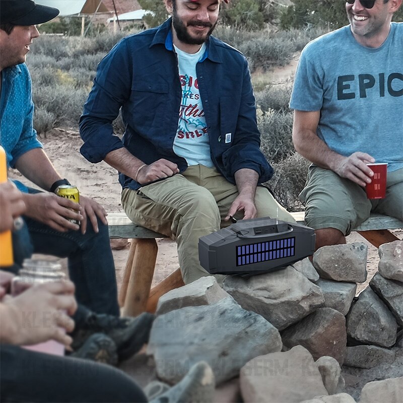 Solar Power Draadloze Speakers Met Flitslicht Fm Radio Tf Card Ondersteuning Zonne-energie Opladen Outdoor Camping Bluetooth Speaker Boombox