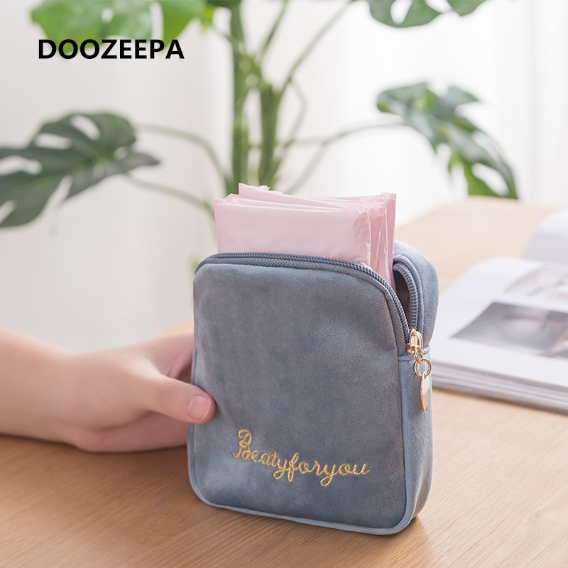 DOOZEEPA Women Velvet Makeup Bag Girls Lipstick Organizer Cosmetic Bag Make up Package Pouch Sanitary Pads Toiletry Storage Bag