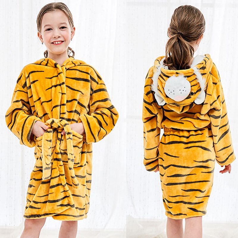 Herfst Winter Flanel Badjassen Leisure Mooie Baby Meisje/Jongen Hooded Kinderen Handdoek 6 Soorten Cartoon Dieren Badjassen pyjama: tiger / M(95-115CM)