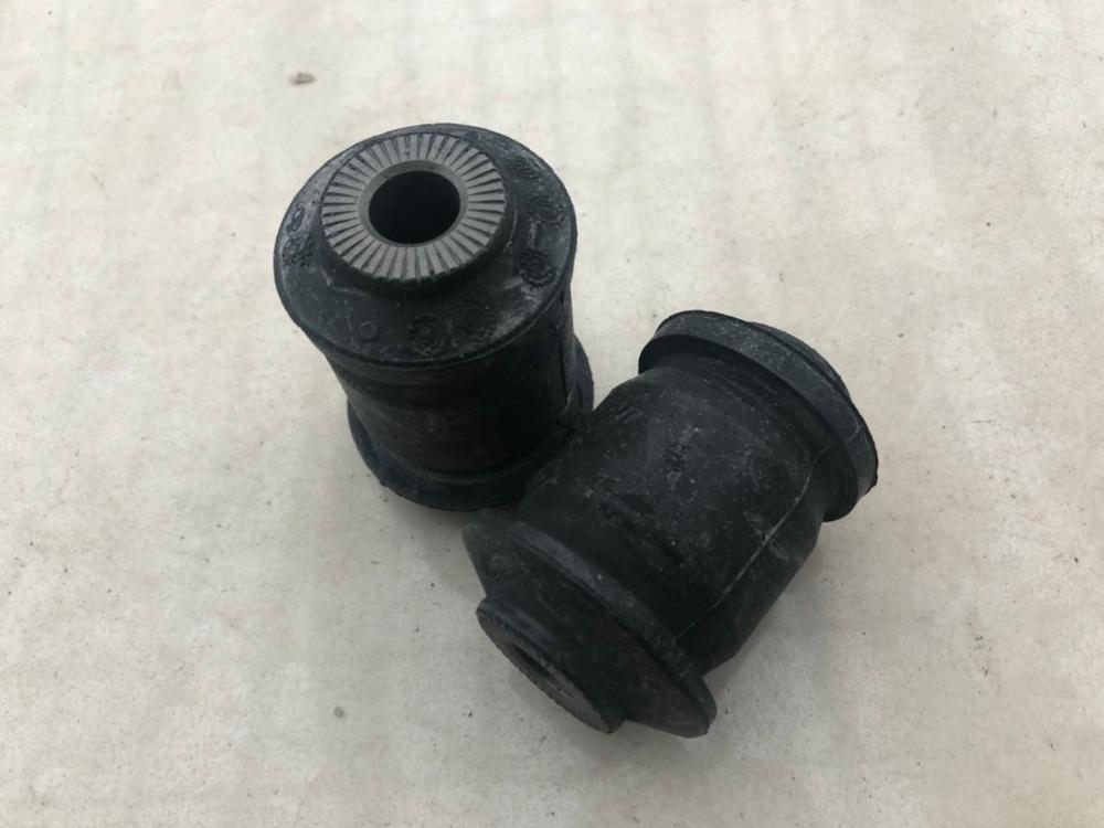 Buje de brazo de Control delantero grande/pequeño para coche ROEWE MG3, recambios de motor de coche 30003598, 2 uds./kit
