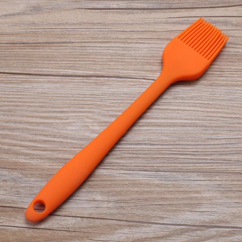 1 Pcs Portable Silicone Oil Bottle with Brush Grill Oil Brushes Liquid Oil Pastry Baking BBQ Tool Kitchen Tools silicone brush: 06